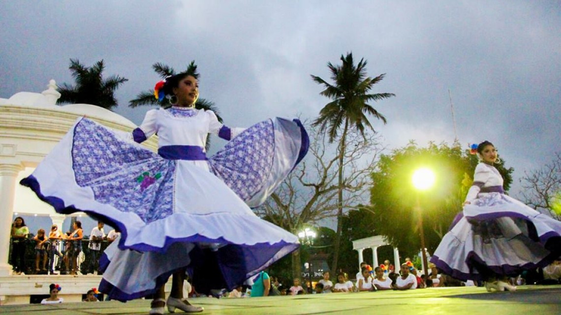 Se deleitan Altamirenses con actividades culturales