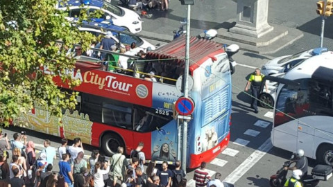 Reportan atropello masivo en la Rambla de Barcelona