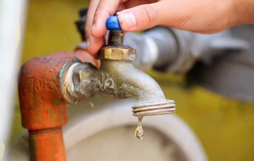 ¡Toma tus precauciones! Anuncia Comapa suspensión del agua para los sectores poniente y granjas durante este jueves 