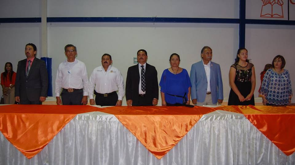 Alcalde felicita graduados de Secundaria General #1