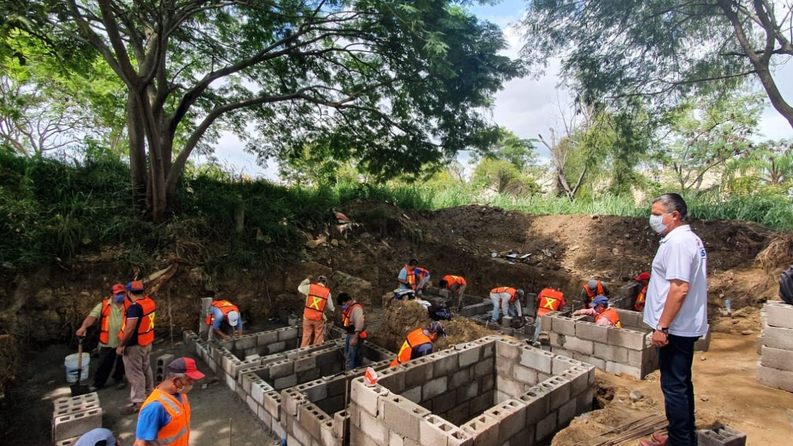 En Tampico alistan 100 fosas Covid-19