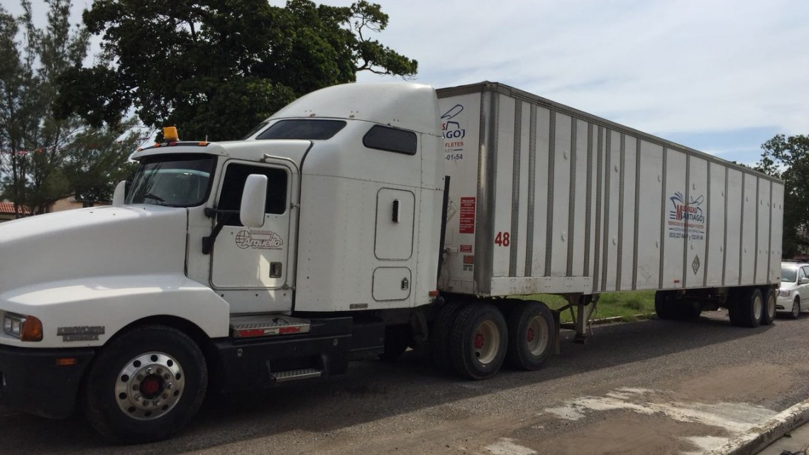 Continúa conflicto en la Estadio por la construcción de barda en una calle 