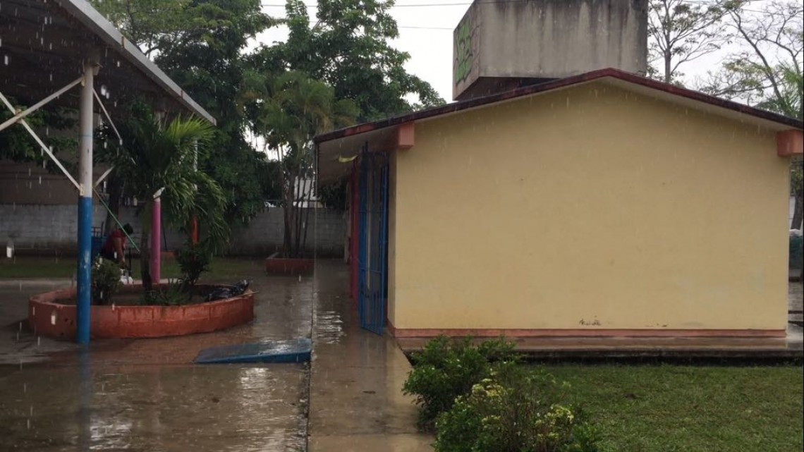 Trabajan para solucionar problema de energía eléctrica en diversas escuelas