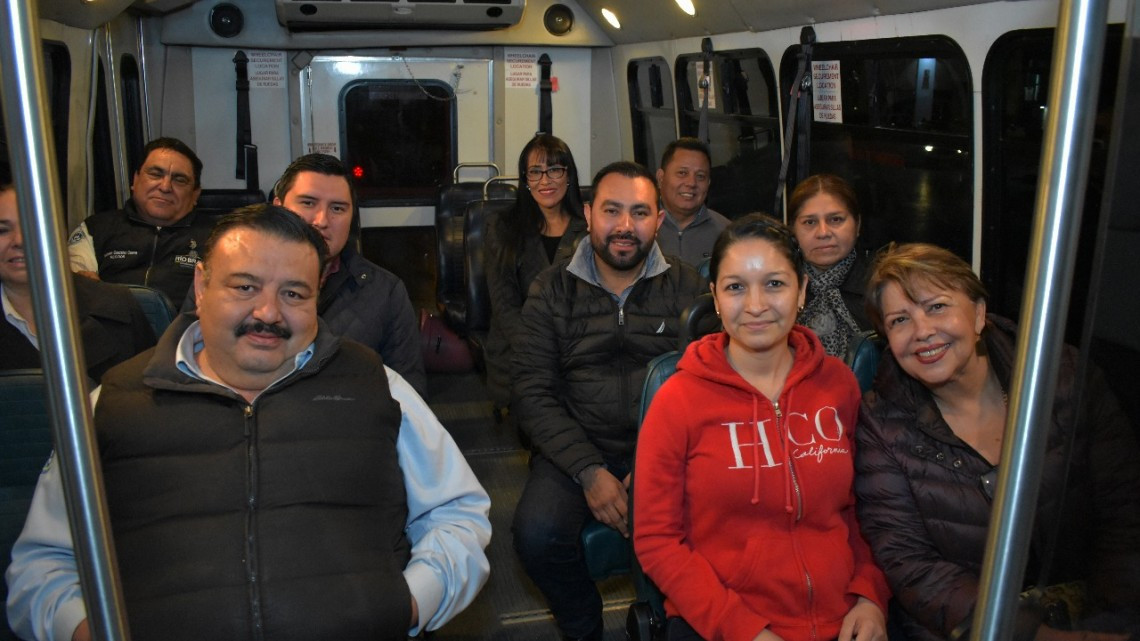 Alcalde de Río Bravo da banderazo a ruta nocturna de transporte gratuito