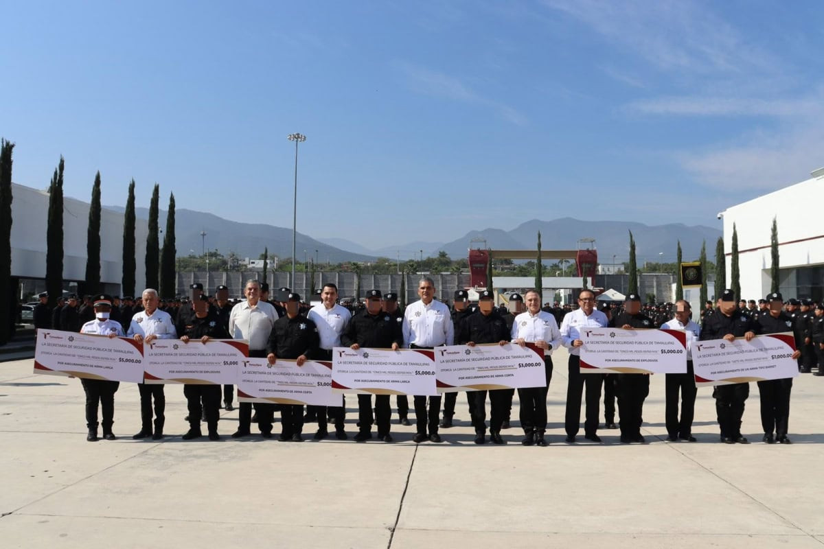 Entrega SSPT incentivos económicos mensuales por aseguramiento de armas