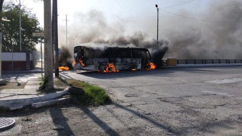 Reportan bloqueos y situaciones de riesgo en Reynosa; autoridades liberan vialidades