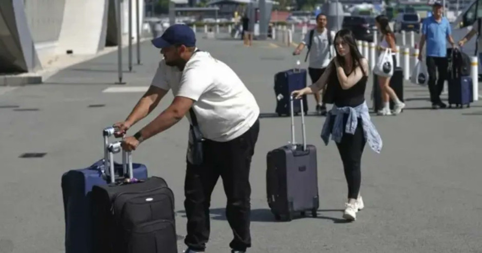 SRE reporta evacuación de 121 mexicanos en Medio Oriente