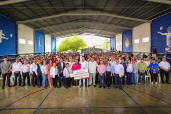 Aporta Gobierno de Carlos Peña Ortiz labor de 200 intendentes con programa "Escuelas Dignas 2026"