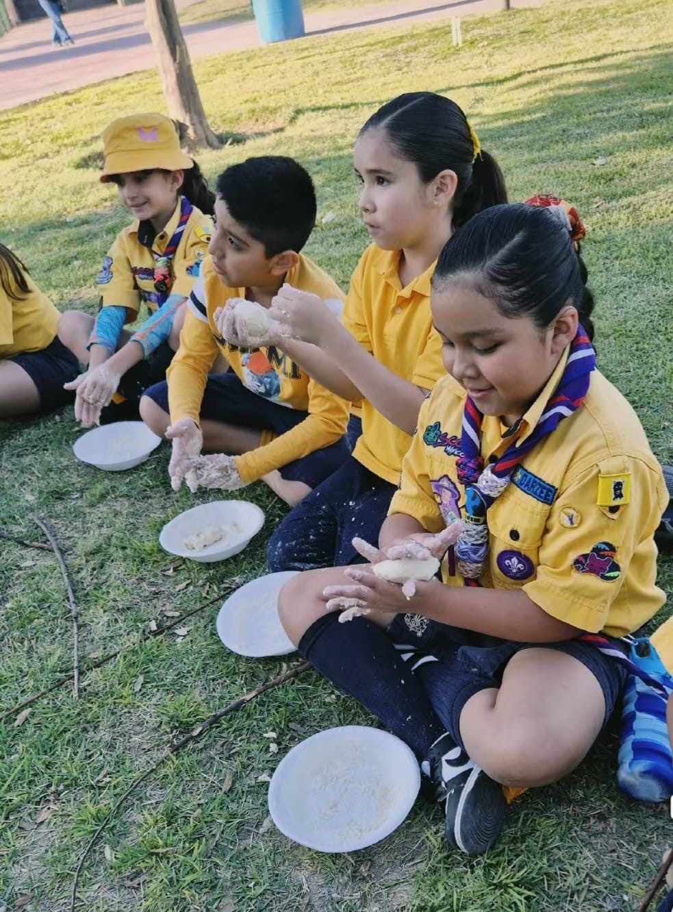 De visitantes a protectores: Jóvenes neolaredenses asumen el liderazgo ambiental