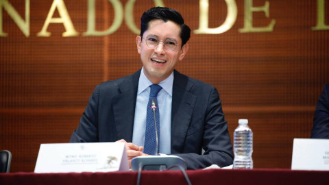 Senado ratifica a Roberto Velasco como nuevo canciller