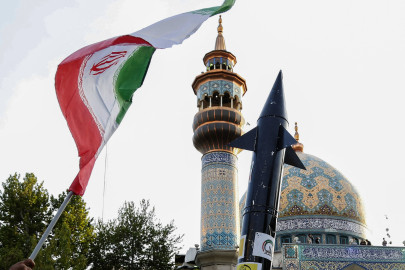 Irán rechaza negociaciones con EU en Pakistán tras amenaza de Trump