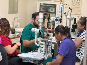 Llega campaña de cirugías de cataratas a Hospital General