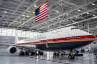 Trump presenta el nuevo Air Force One en Maryland