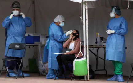 Ómicron ya es la variante más dominante del mundo con más del 60% de casos