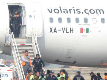 Volaris activa protocolo de seguridad por falsa alarma de bomba