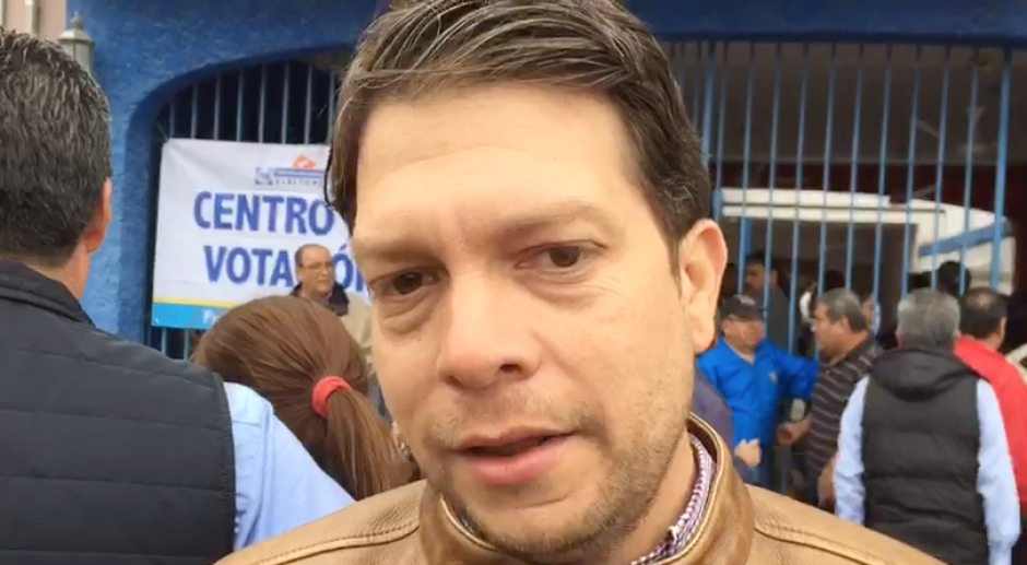 "Cachorro" continuará trabajo de Chuma en el Congreso