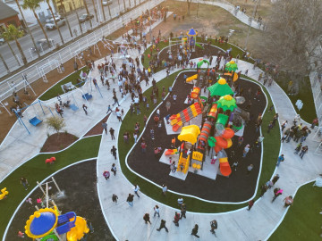 Inauguran renovación de espacio en el parque Mendoza 