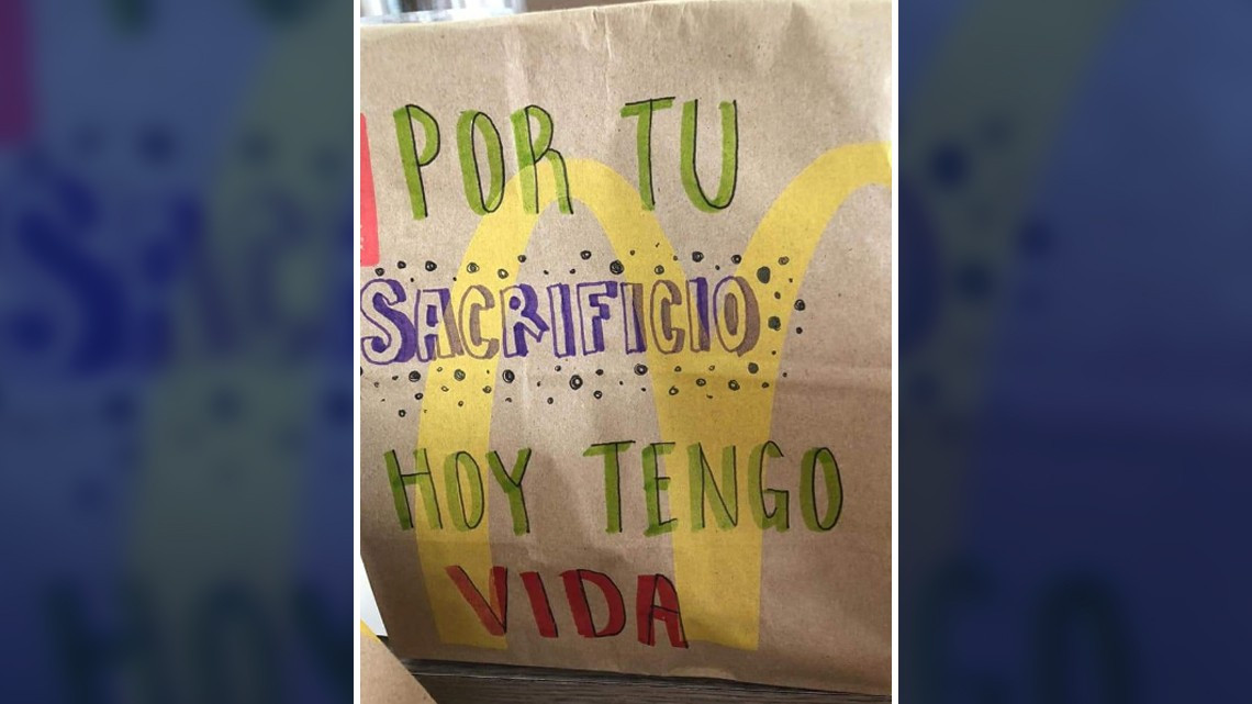 McDonald’s regala hamburguesas a personal médico