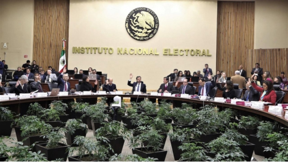 INE comienza proceso para asumir elecciones extraordinarias en Puebla