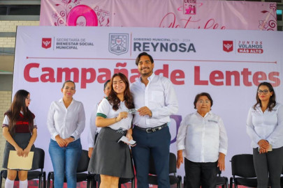 Apoya Gobierno de Reynosa con lentes ópticos a estudiantes 