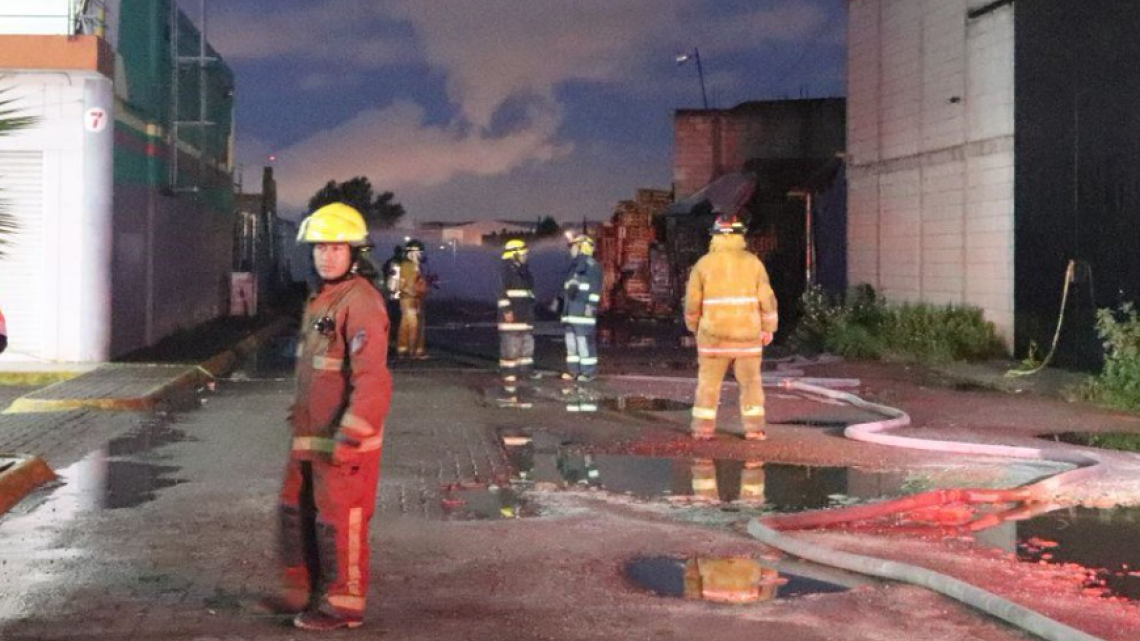 Evacuan a cientos de personas por fuga de gas en Puebla