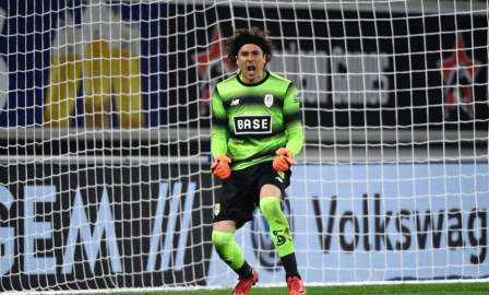 Memo Ochoa desea pertenecer a la Champions League