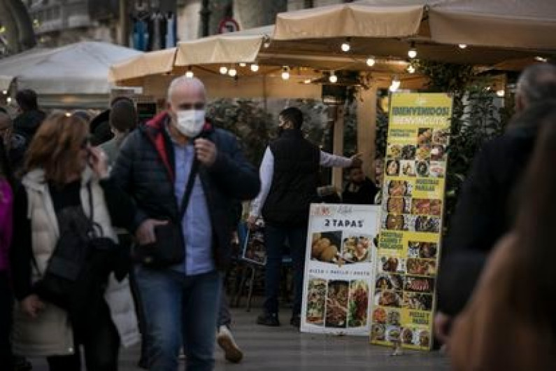 España de nuevo en alto riesgo por Covid-19