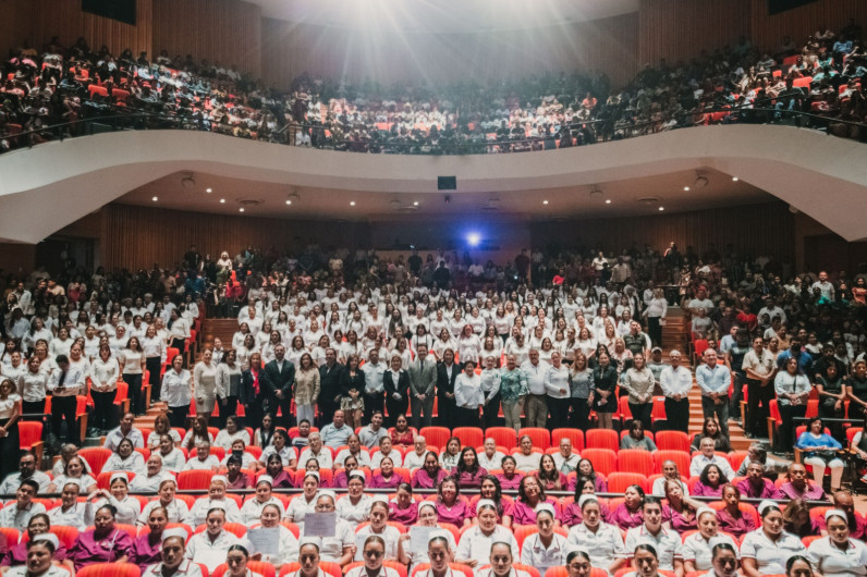 Gradúa CEDIF más de 600 alumnos 