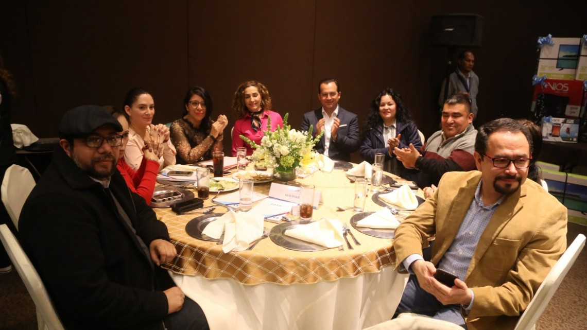 Festejó Maki a comunicadores por el Día del Periodista