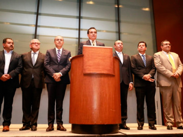 Michoacán entrega educación estatal a la Federación