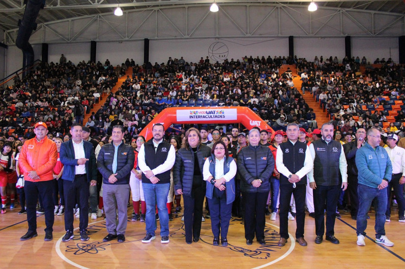 Preside rector eventos deportivos de la UAT en Reynosa