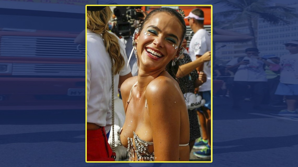 Bruna Marquezine deslumbra en Carnaval de Río de Janeiro
