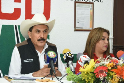 UCD actualizará padrón de "chocolates" y reestructurará representantes