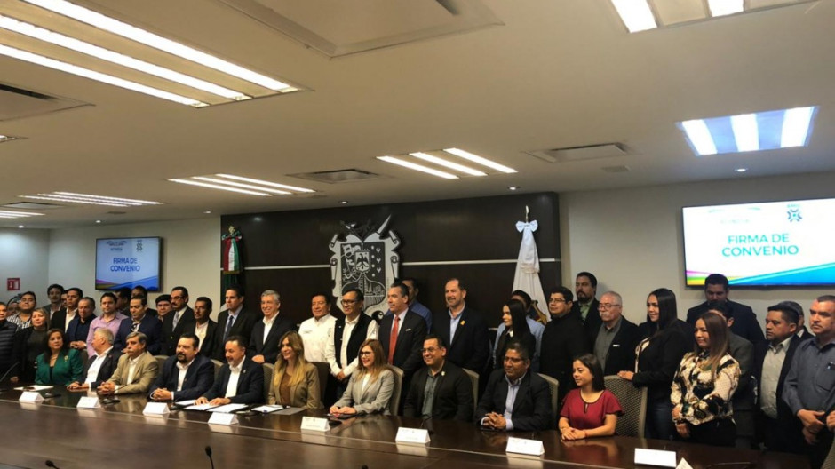 Gobierno Municipal y AMIC firman convenio de colaboración
