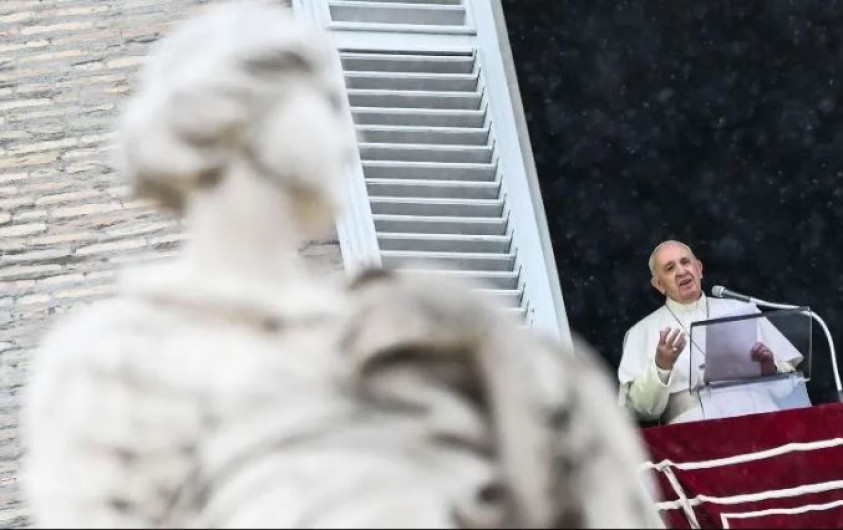 Papa Francisco critica a las personas que han salido a vacacionar a pesar del COVID-19 