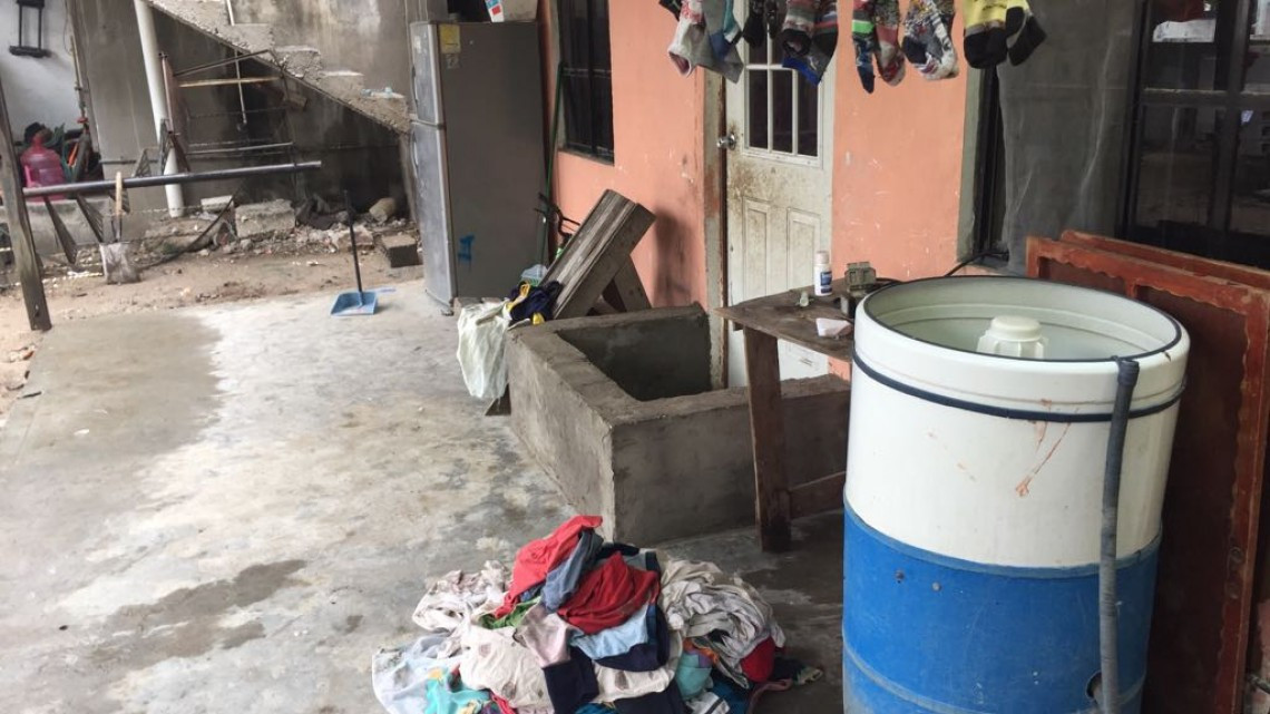 Vecinos piden ayuda, se inundan cada vez que llueve