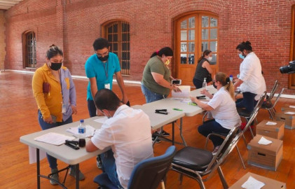 Amplían registro de vacunación anti covid 