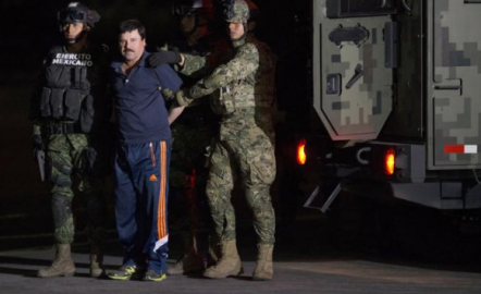 Policía acusado de participar en fuga de “El Chapo” es liberado