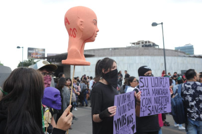 Adecuada, actuación de gobierno capitalino en manifestación feminista: Derechos Humanos