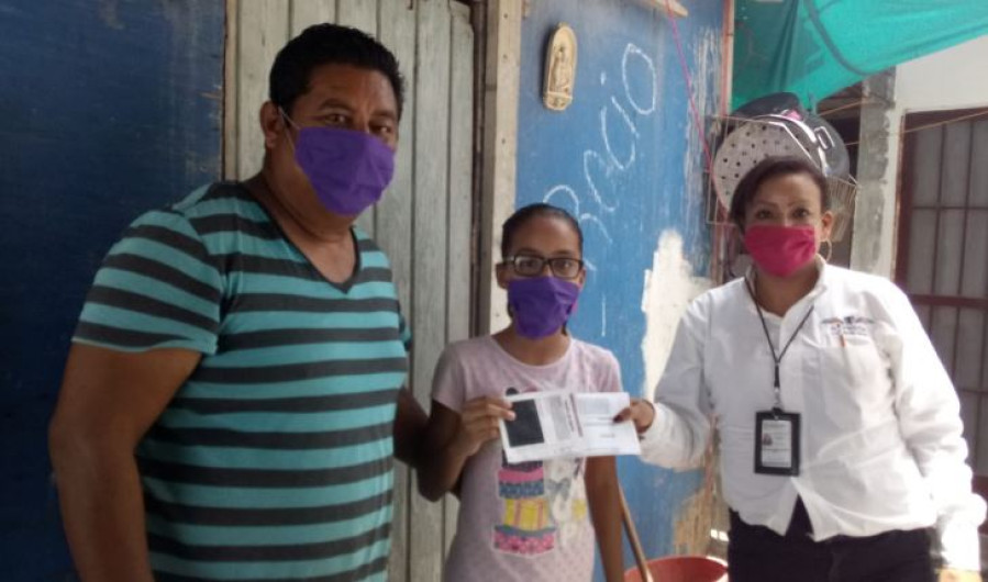 Entrega Municipio becas de educación primaria 