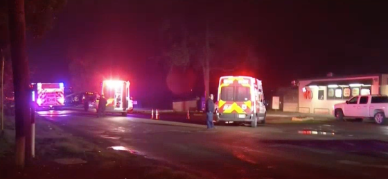 Se quema vehículo en plena carretera