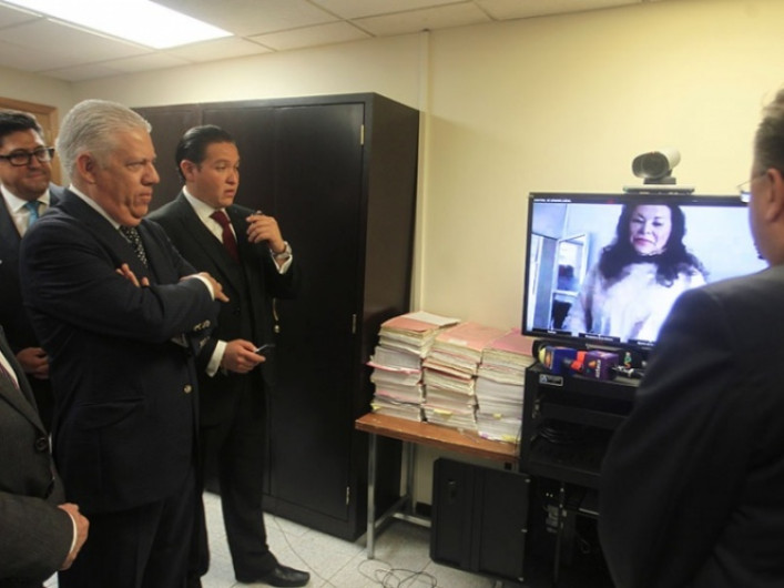 Respeto a decisión de la PJF; no se comparte resolución en relación a Elba Esther : PGR