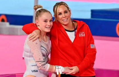 Suspenden por 8 años a entrenadora de gimnasia de EUA por abuso verbal y maltrato 