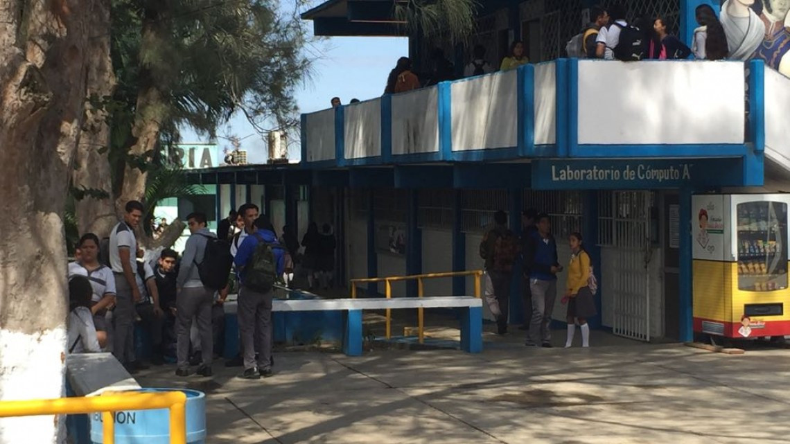 Se refuerzan medidas de seguridad en planteles educativos