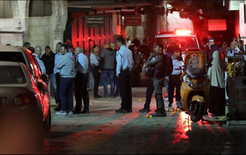 Abaten a palestino tras apuñalar y herir a dos policías israelíes