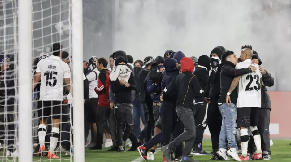 Tragedia en Chile: dos muertos en incidentes previos al partido de Copa Libertadores