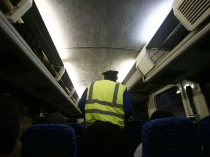 Greyhound no permitirá a Patrulla Fronteriza hacer revisiones migratorias en autobuses