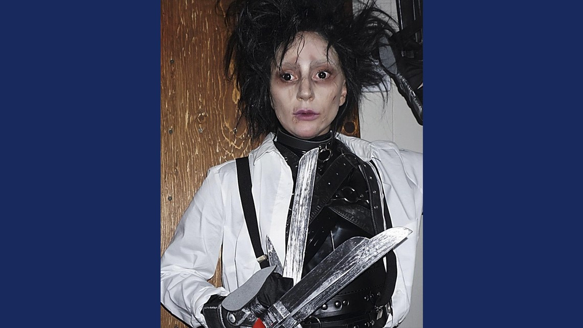 ¡Lady Gaga se disfrazó como Edward Manos de Tijeras!