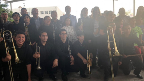 Firman millonario convenio a beneficio de orquesta PANNARTI