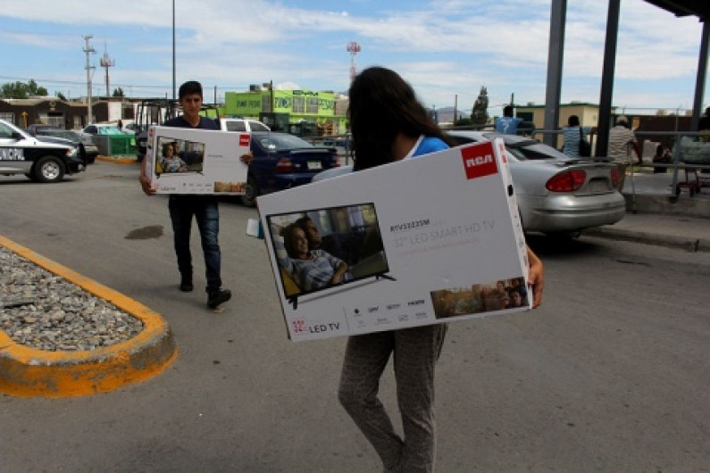 Venden televisores en 3 pesos